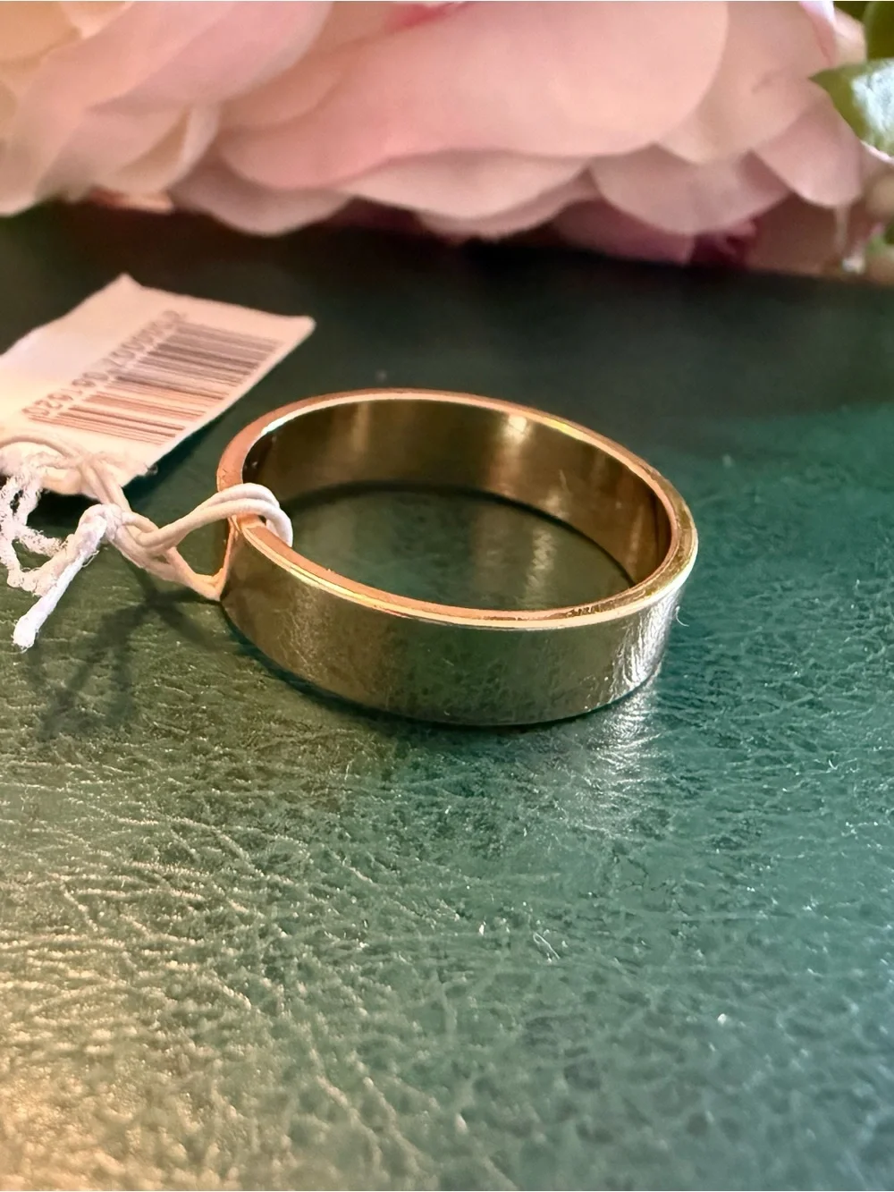 Men's Polished Gold Band Ring - Classic Gold Finish